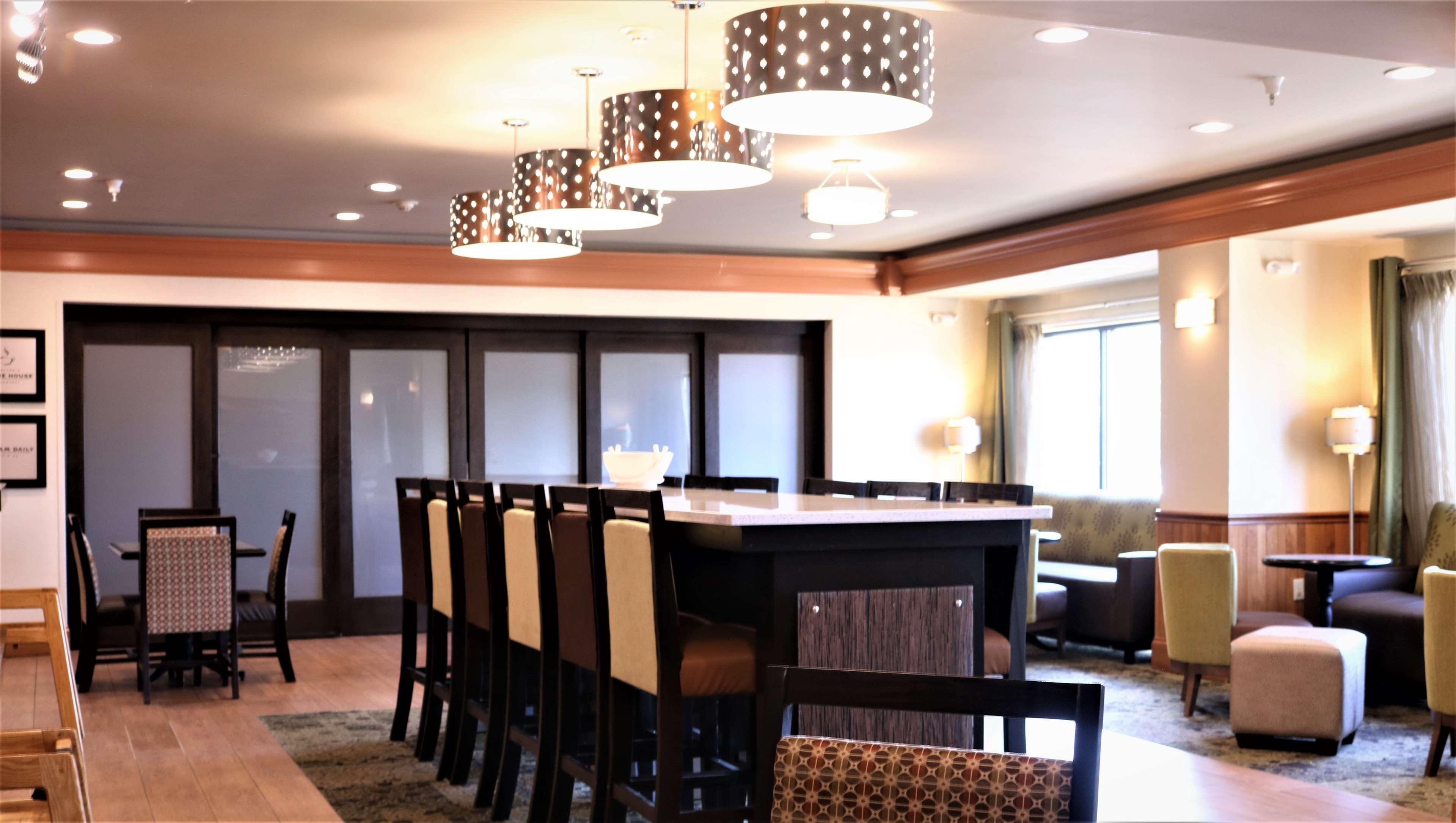 Hampton Inn & Suites Фримонт Екстериор снимка