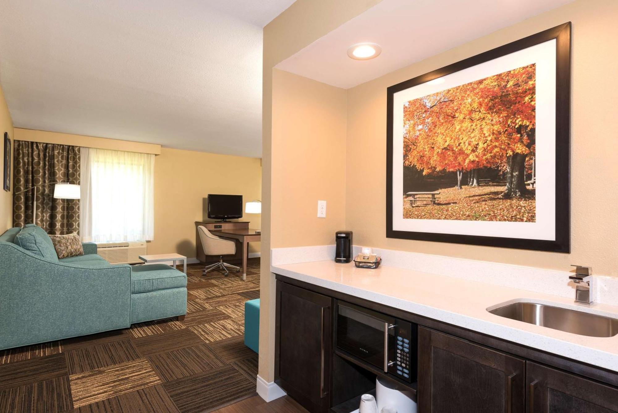 Hampton Inn & Suites Фримонт Екстериор снимка