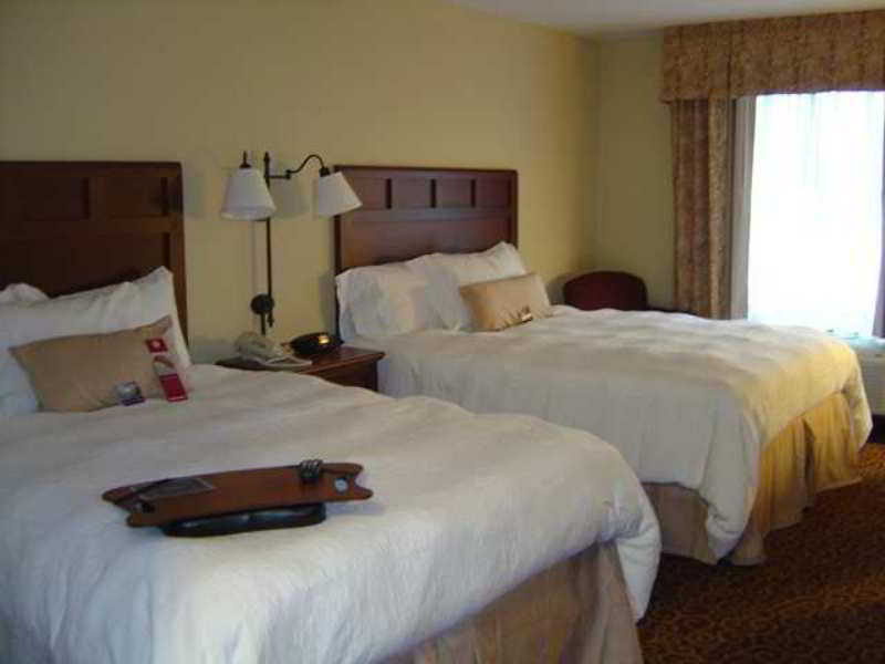 Hampton Inn & Suites Фримонт Стая снимка