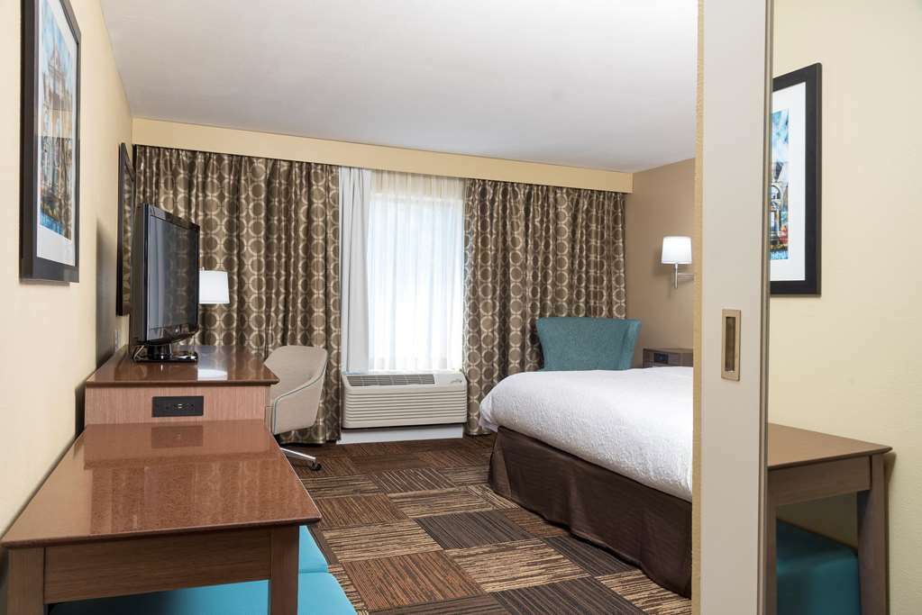 Hampton Inn & Suites Фримонт Стая снимка