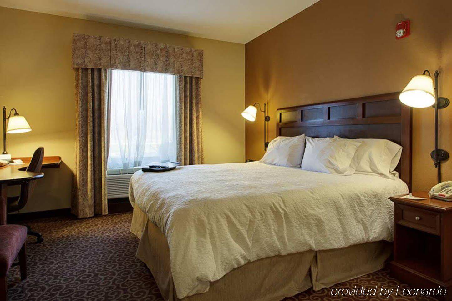 Hampton Inn & Suites Фримонт Екстериор снимка